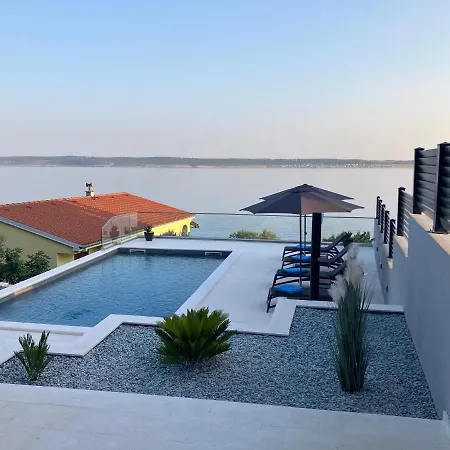 Apartment Lina - Pool And Sea View Starigrad Paklenica Exterior foto