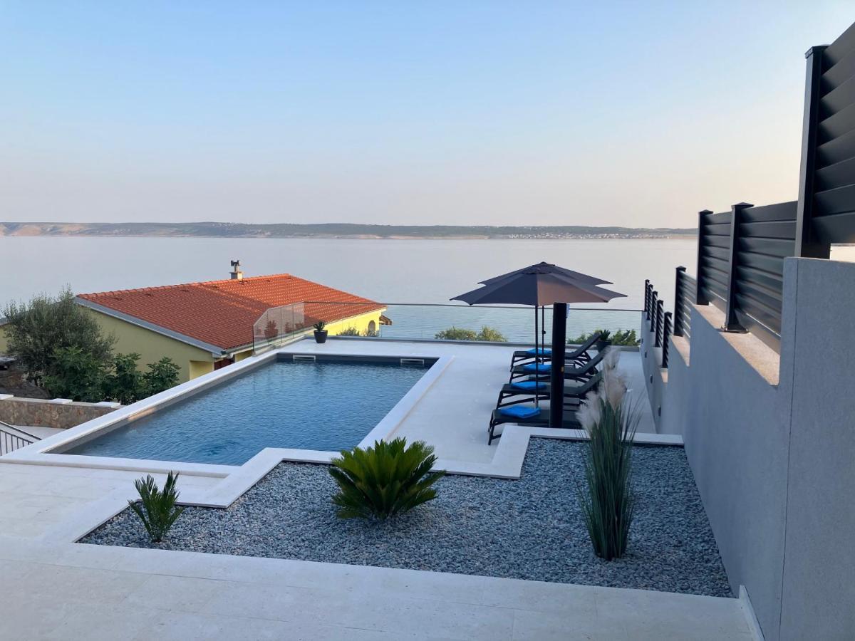 Apartment Lina - Pool And Sea View