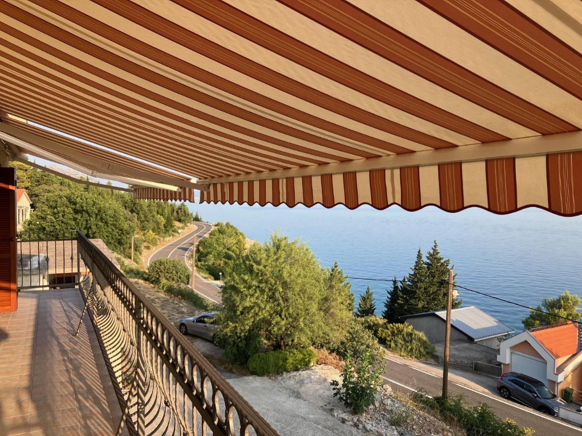 Lina - Pool And Sea View Apartman Starigrad Paklenica