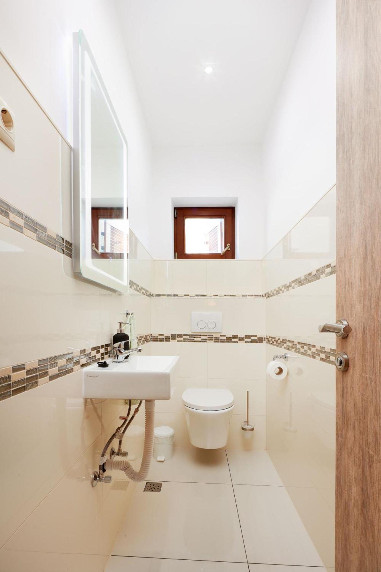 Lina - Pool And Sea View Apartment